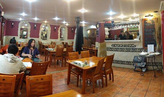 Karcsi Vendéglő Kkt